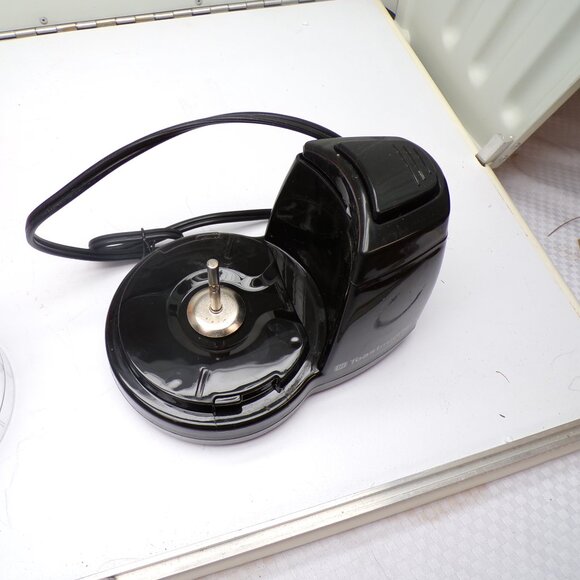 Toastmaster Mini Electric Food Chopper - Picture 5 of 10